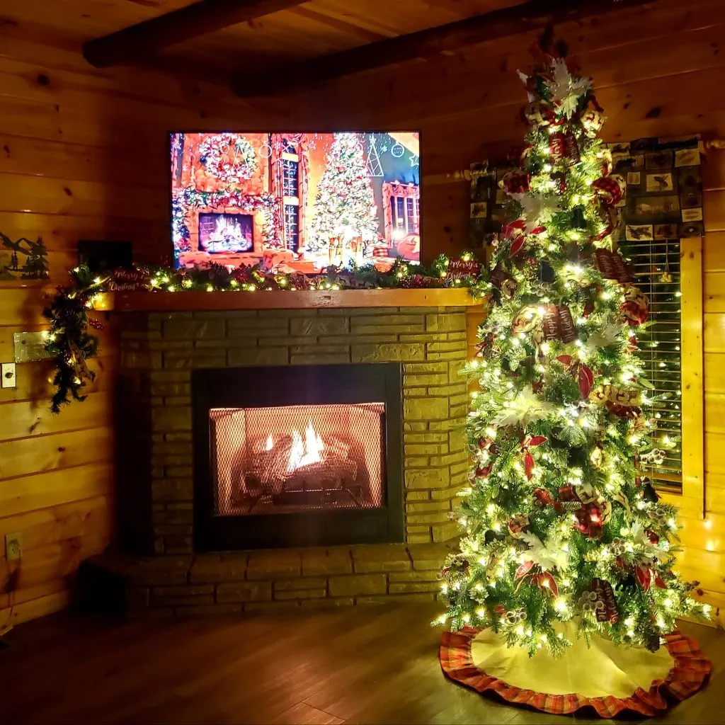 Hart Decor – Christmas Decor and Gift Baskets