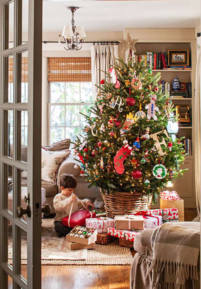 Holiday House Tour: Tailor-Made Holiday