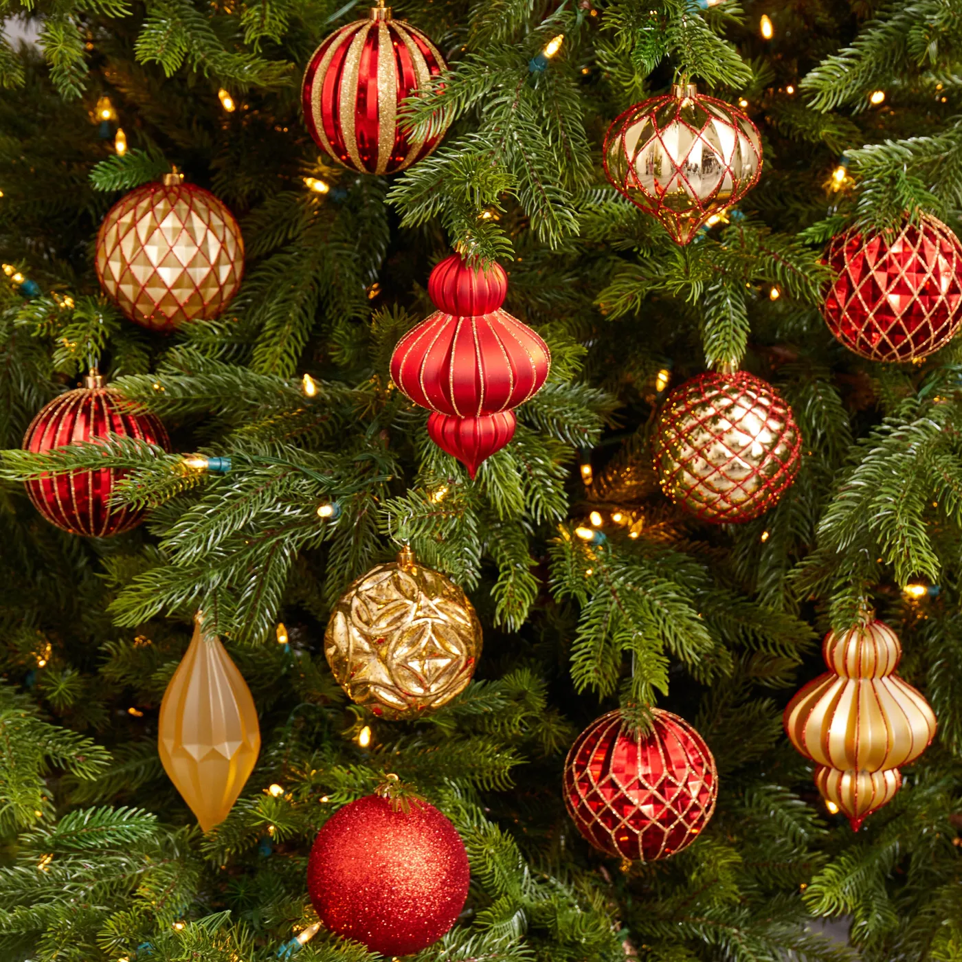 Holiday Lux Shatterproof 12 Count Christmas Ornament Set Red