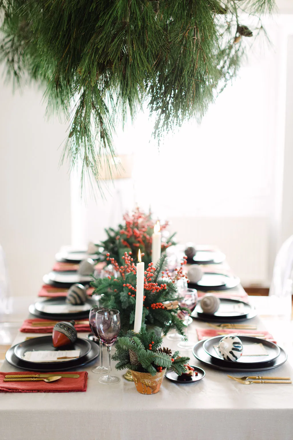 How to Create the Perfect Christmas Dinner | Think Happy Events