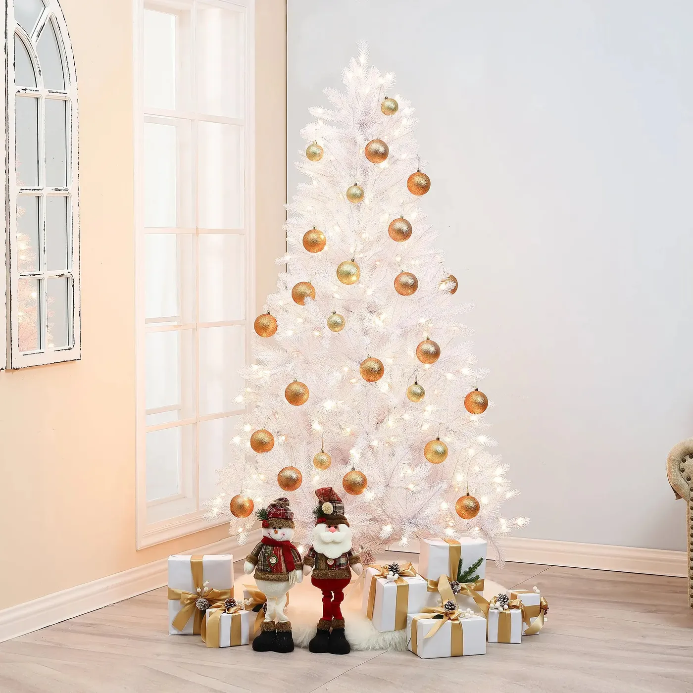 How to Decorate an Elegant White and Gold Christmas Tree White Christmas  Tree
