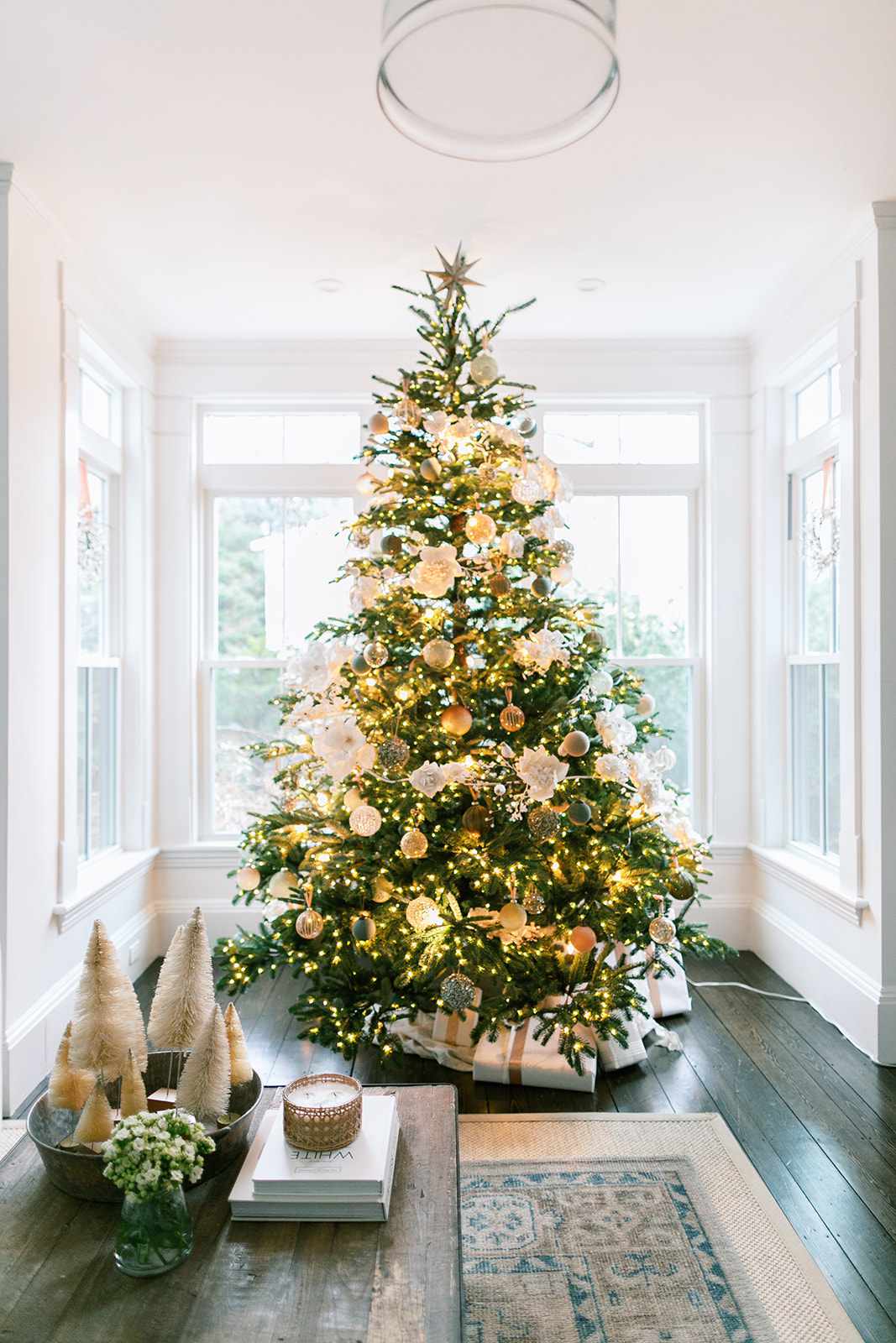 How to Decorate Your Christmas Tree Like a Pro