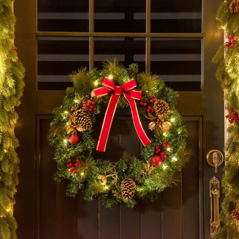 How to Hang a Christmas Wreath on Your Front Door: 7 Easy Ways - Aosom