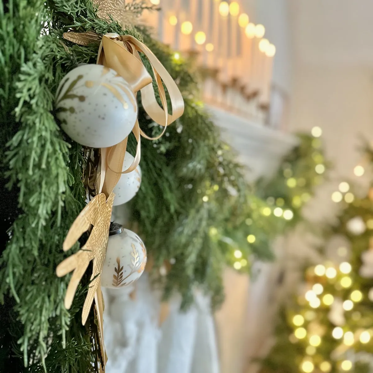 How to Hang and Style Christmas Garland on a Mantel - Celebrated Nest