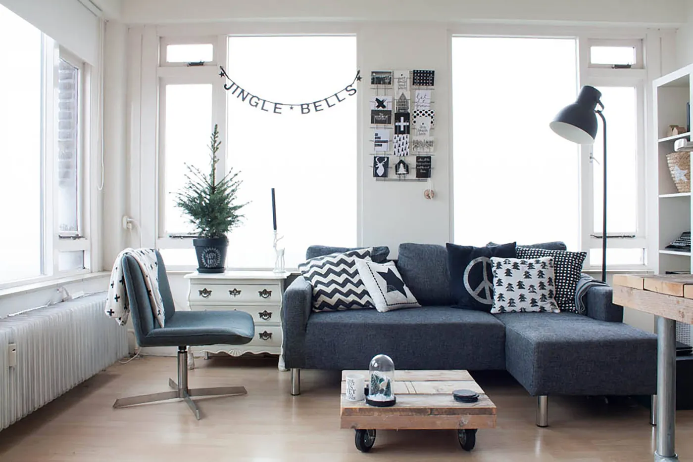How to Raise a Toast to Christmas in Your Small Apartment