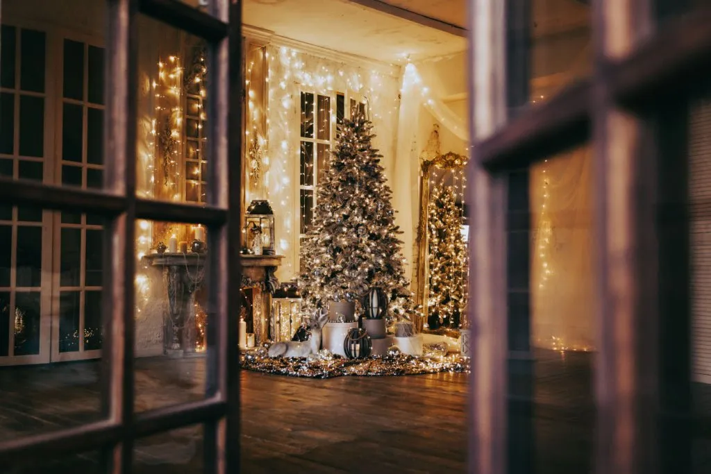Indoor Christmas Light Decorations How Should Indoor Lighting Be During Christmas?