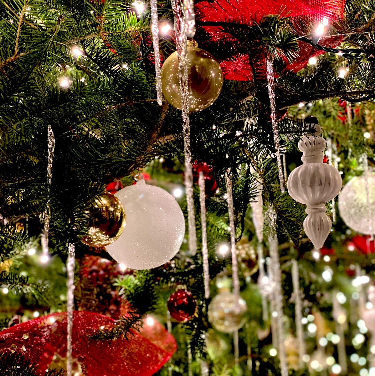 Jill's Christmas Tree Decor Tips - Just Jill