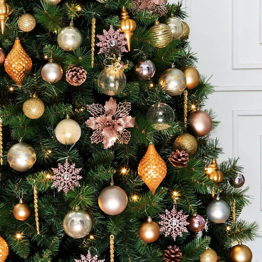 La Fleurette - Rose Gold Decorated Christmas Tree