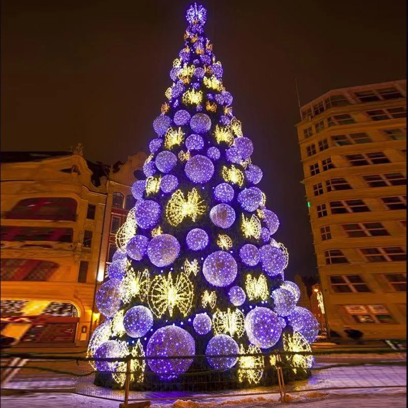 Large Outdoor LED Christmas Tree for Plazas and Malls – Faux Natural