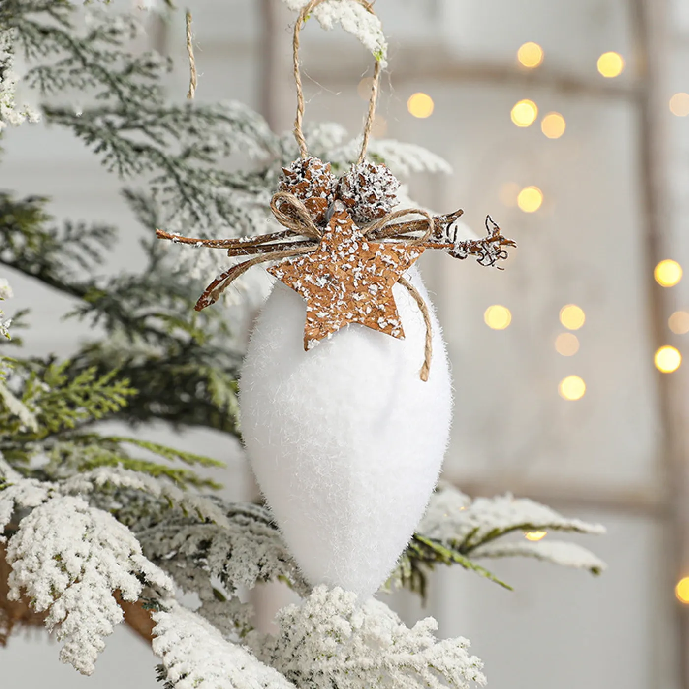 LSLJS White Christmas Decorations, Christmas Tree Decoration With Cones  Garland for Christmas Tree, White Foam Christmas Decoration, Christmas  Bauble Hanging Fes, Home Decorative - Walmart.ca