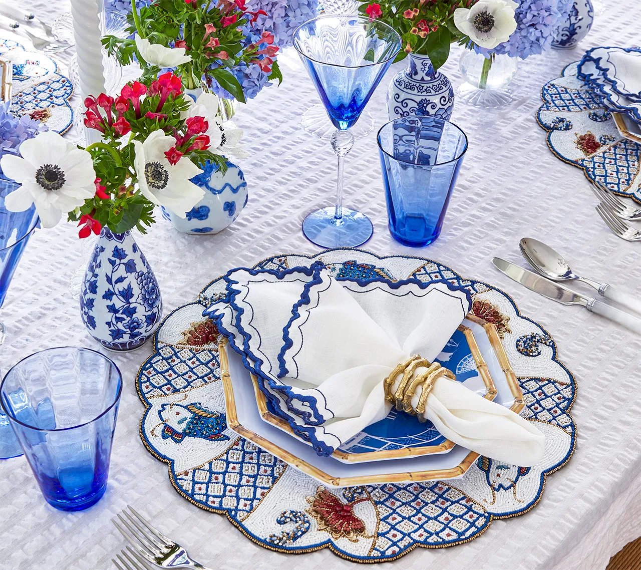 Luxurious Chinese New Year And Lunar New Year Table Settings