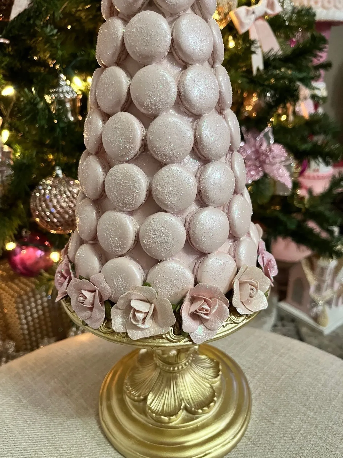 Macaroon bow tree