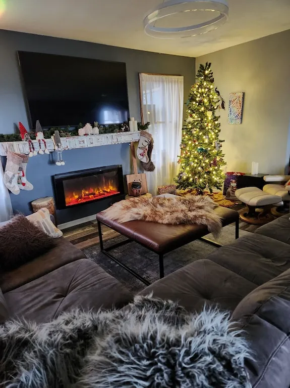 Modern Farmhouse with gorgeous views and lots of farm animals! - Homestead - Reserve Now - 2026 - Vrbo