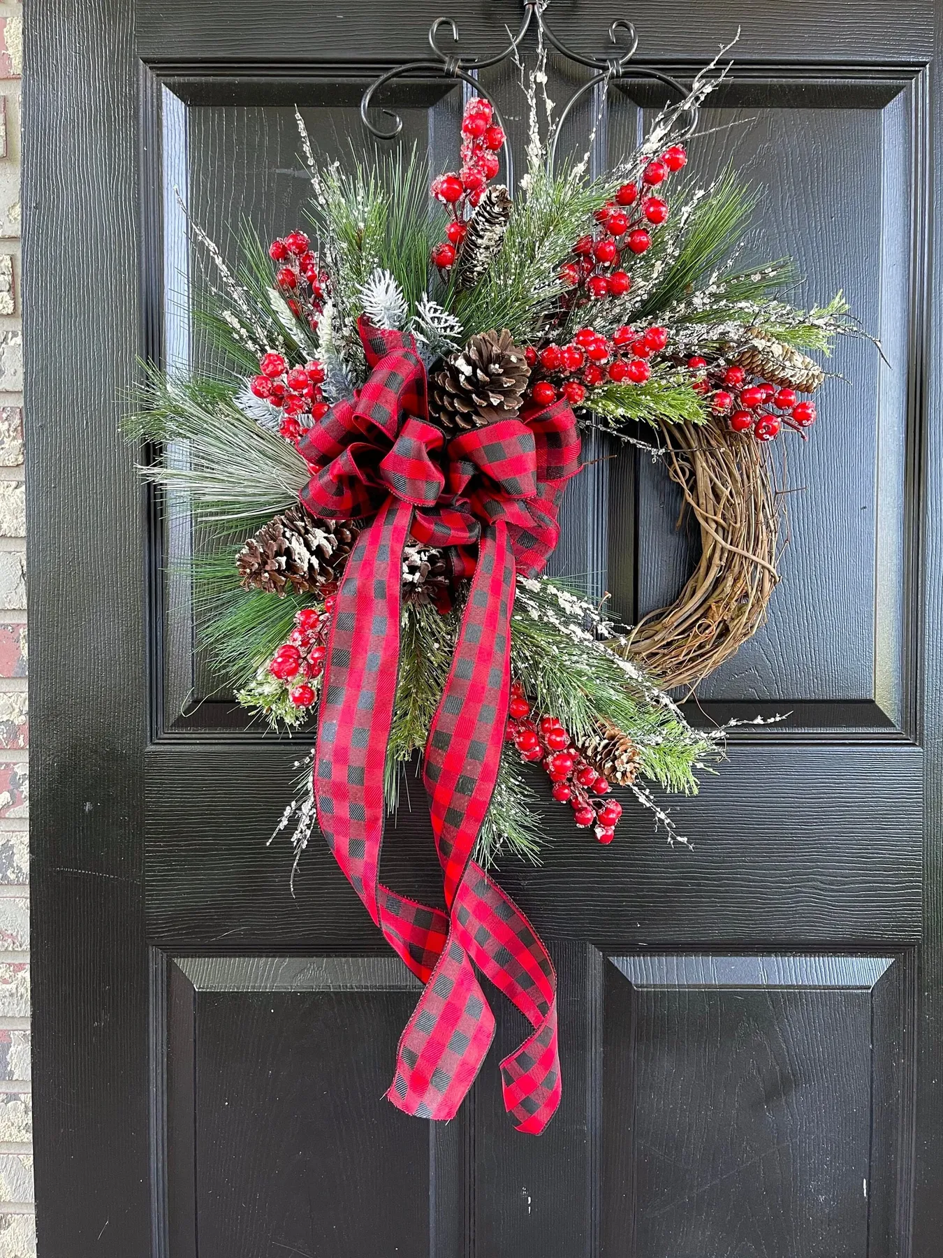 Modern Winter Wreaths For Front Door Spring Wreaths For Your Front Door: How To Choose The