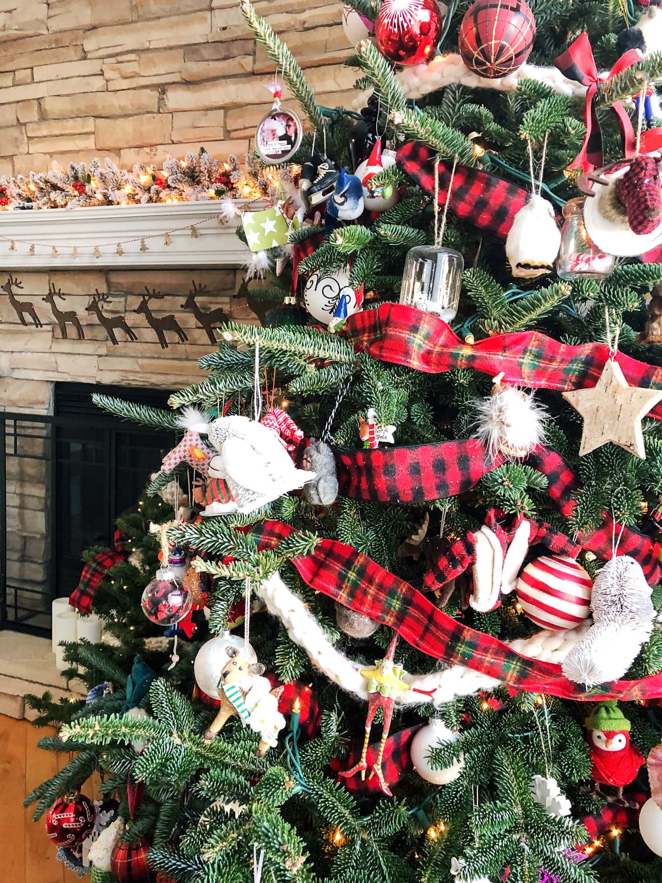 My Christmas Home Tour Secret...shhhhhh - A Pretty Life In The Suburbs