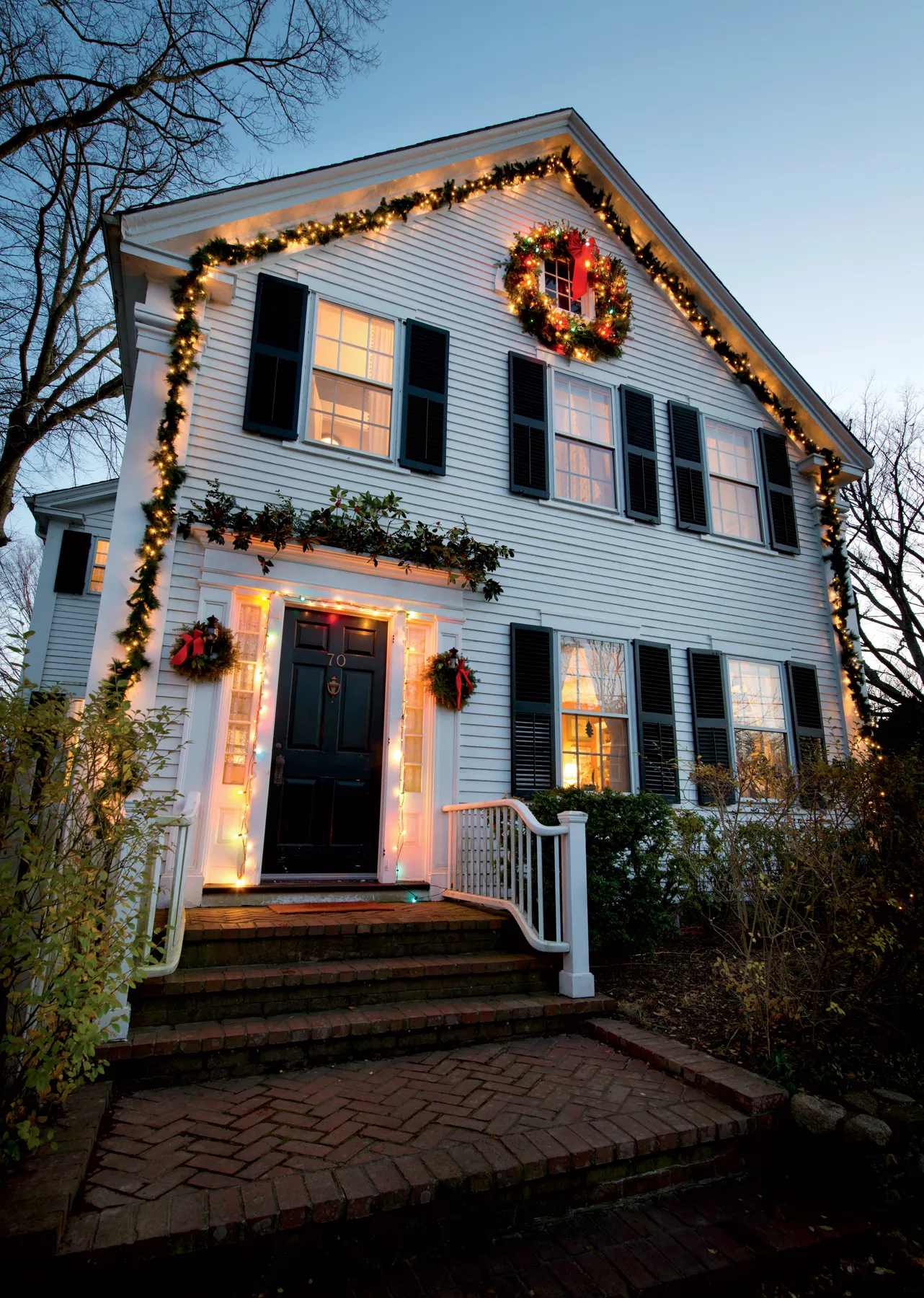 New England Holiday House Tours | Design Inspiration From the Yankee Archives