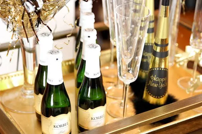 New Year's Eve Bar Cart Party! Tips | ForRent