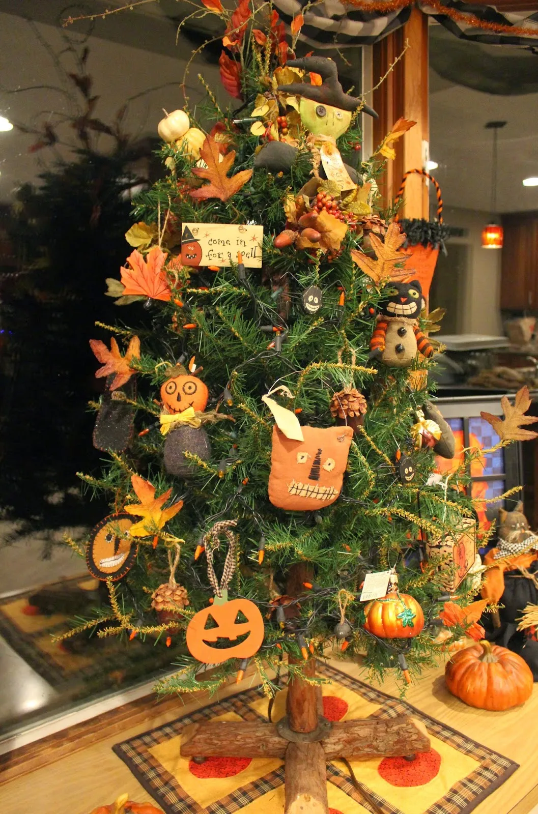 Ohio Thoughts: Fall Decorated Christmas Tree