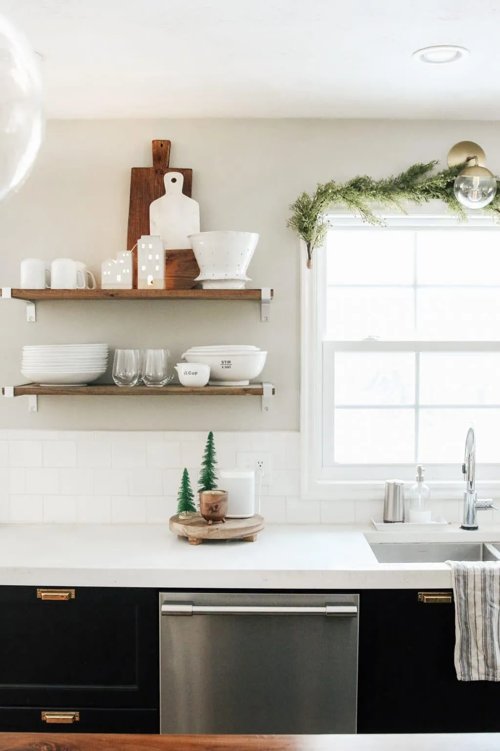 Our Christmas Kitchen - Chris Loves Julia