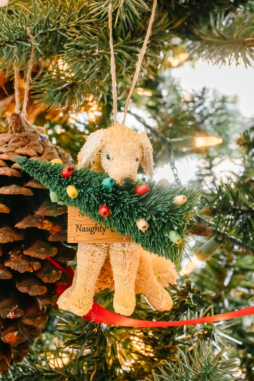 Our Favourite Pre-Lit Christmas Trees - Making it in the Mountains