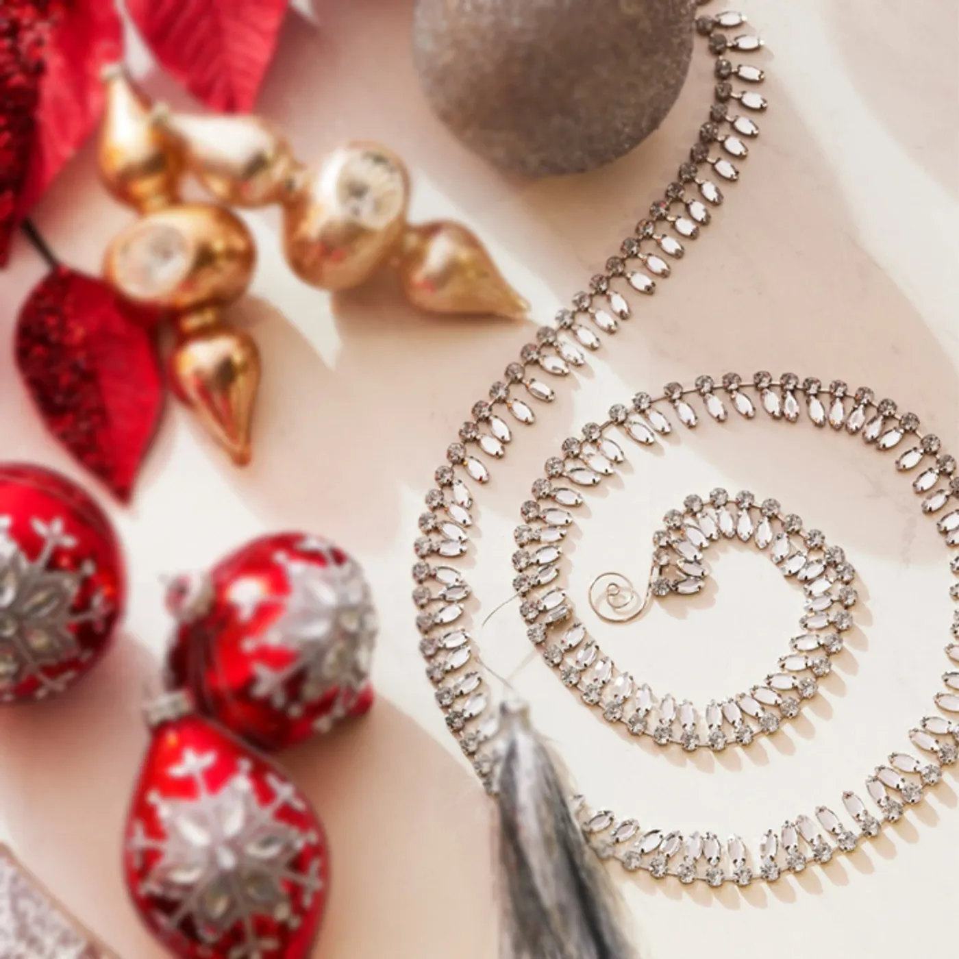 Our Raz 6' Silver Jeweled Christmas Tree Garland G4313542 Is Breathable -  Usthejollychristmasshop.com