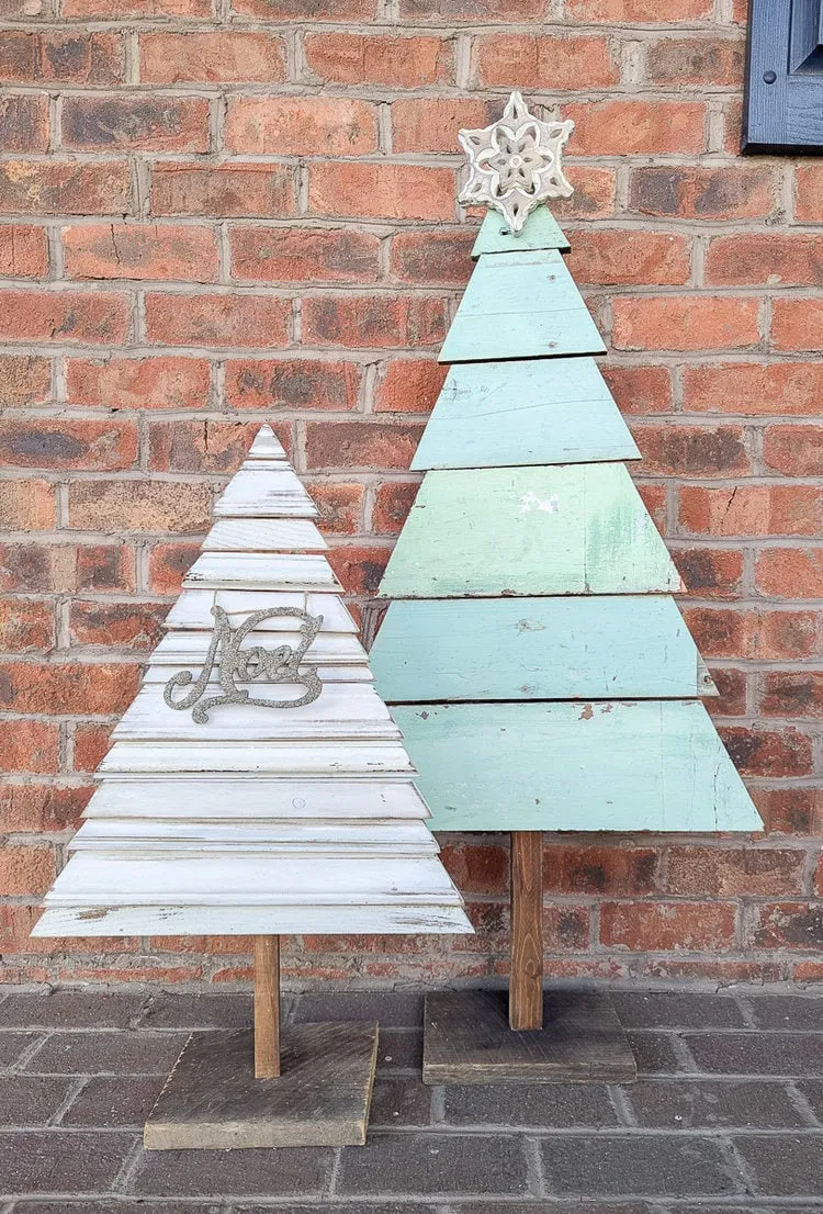 Outdoor Christmas Wood Decorated Tree Christmas Trees Rustic Wooden  Christmas Trees Farmhouse Front Porch Christmas Decor