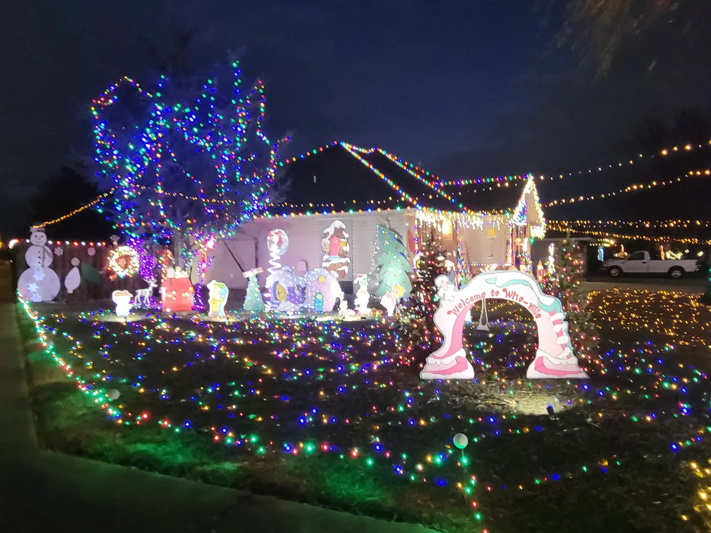 Over 35 Christmas light displays near Springfield, MO to see in 2022