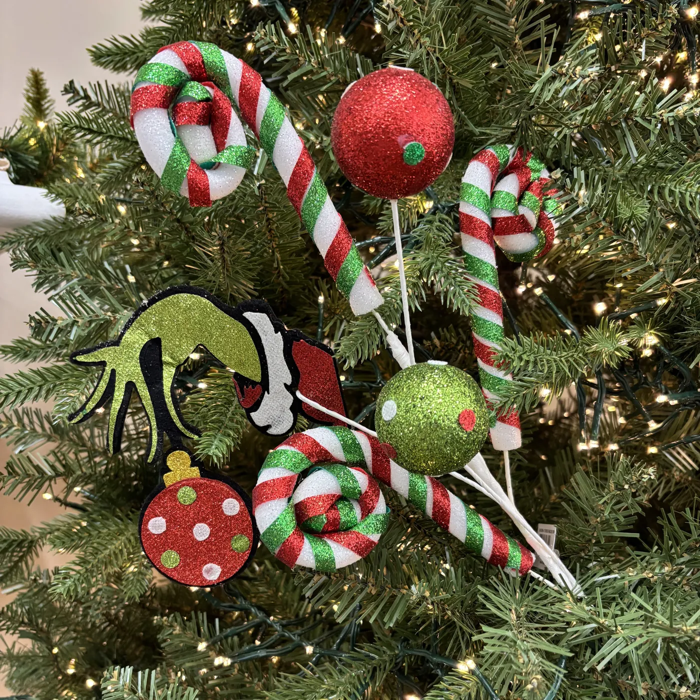 Picks and Sprays – tagged 'grinch' – My Christmas