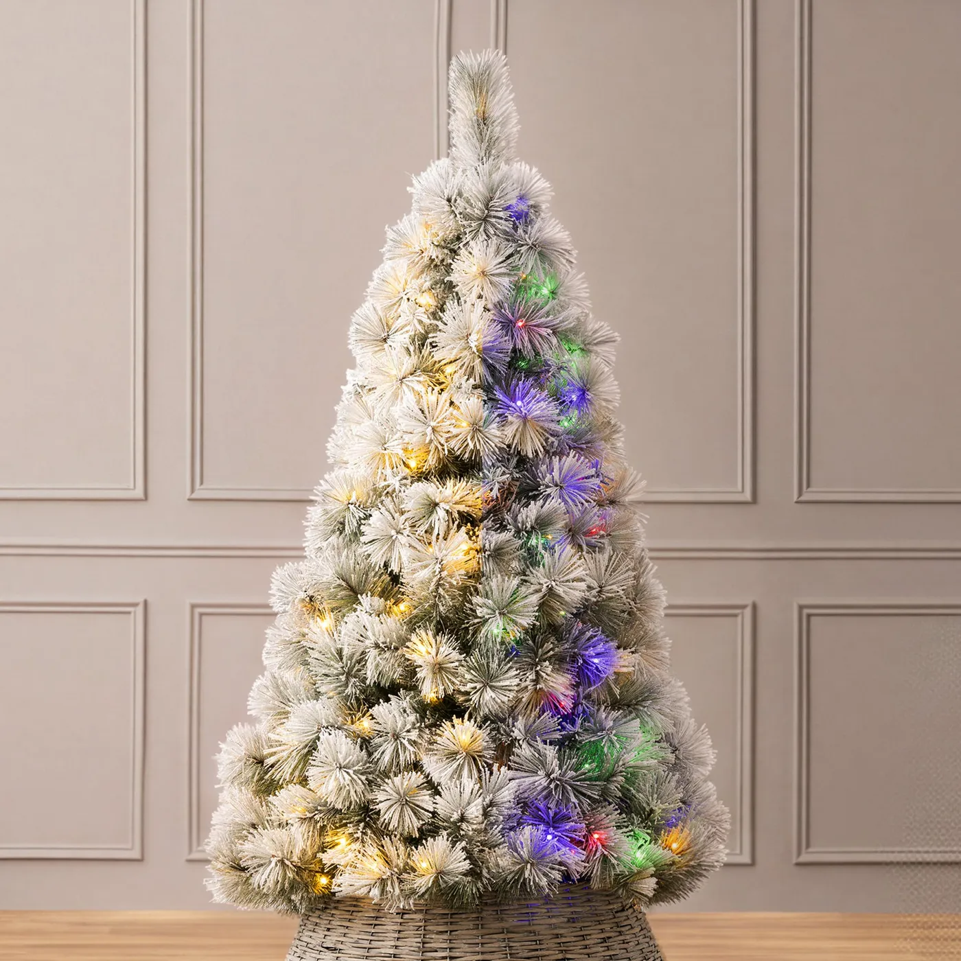 Pre-Lit Christmas Trees | 6ft to 10ft | Christow