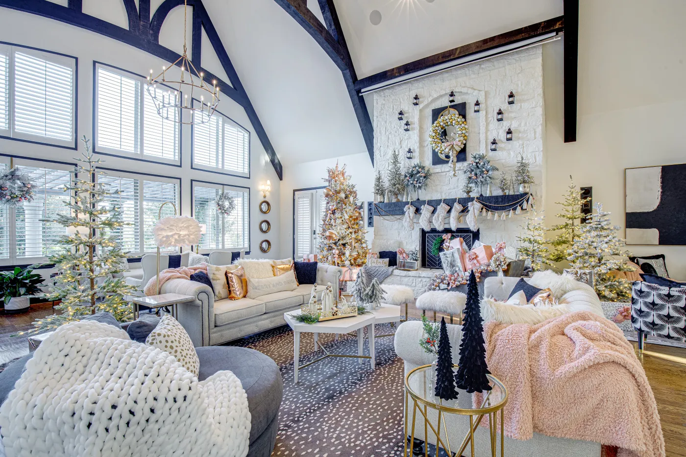Pretty in Pink: Unleashing the Magic of Pink Christmas Decorations |  Courtney Warren Home