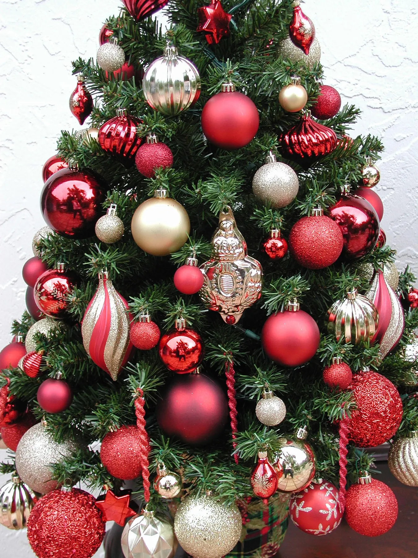 Red Ornament Christmas Tree Christmas Cheer Novelty Ornament Set