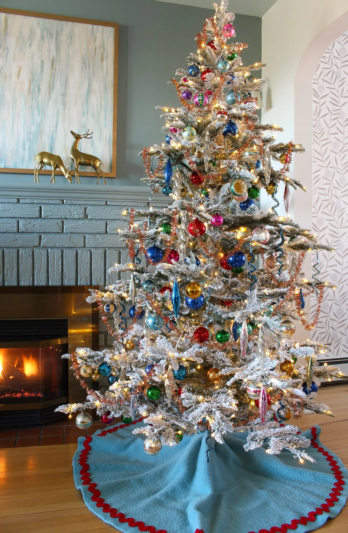 Retro Vintage Christmas Trees Vintage Christmas Decorations Retro Red Christmas Tree Inspiration –