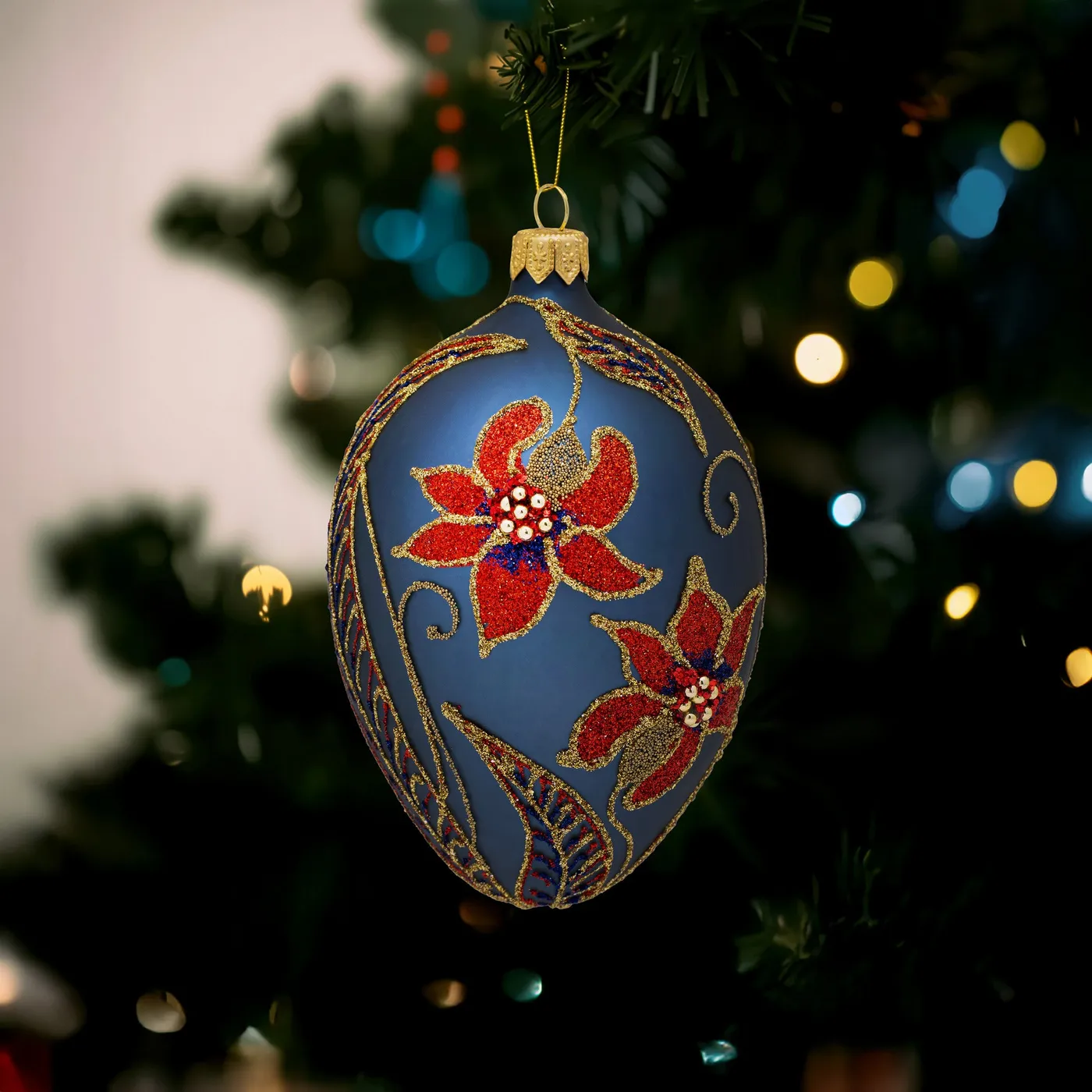 RUBY RED BLOOMS FABERGÉ EGG – Miss Christmas