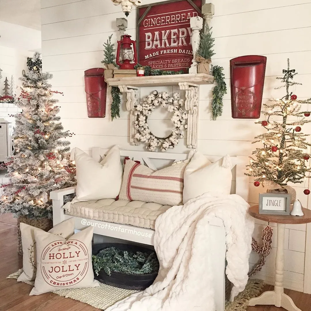 Rustic and Farmhouse-Inspired Christmas Decor Ideas You Should Try