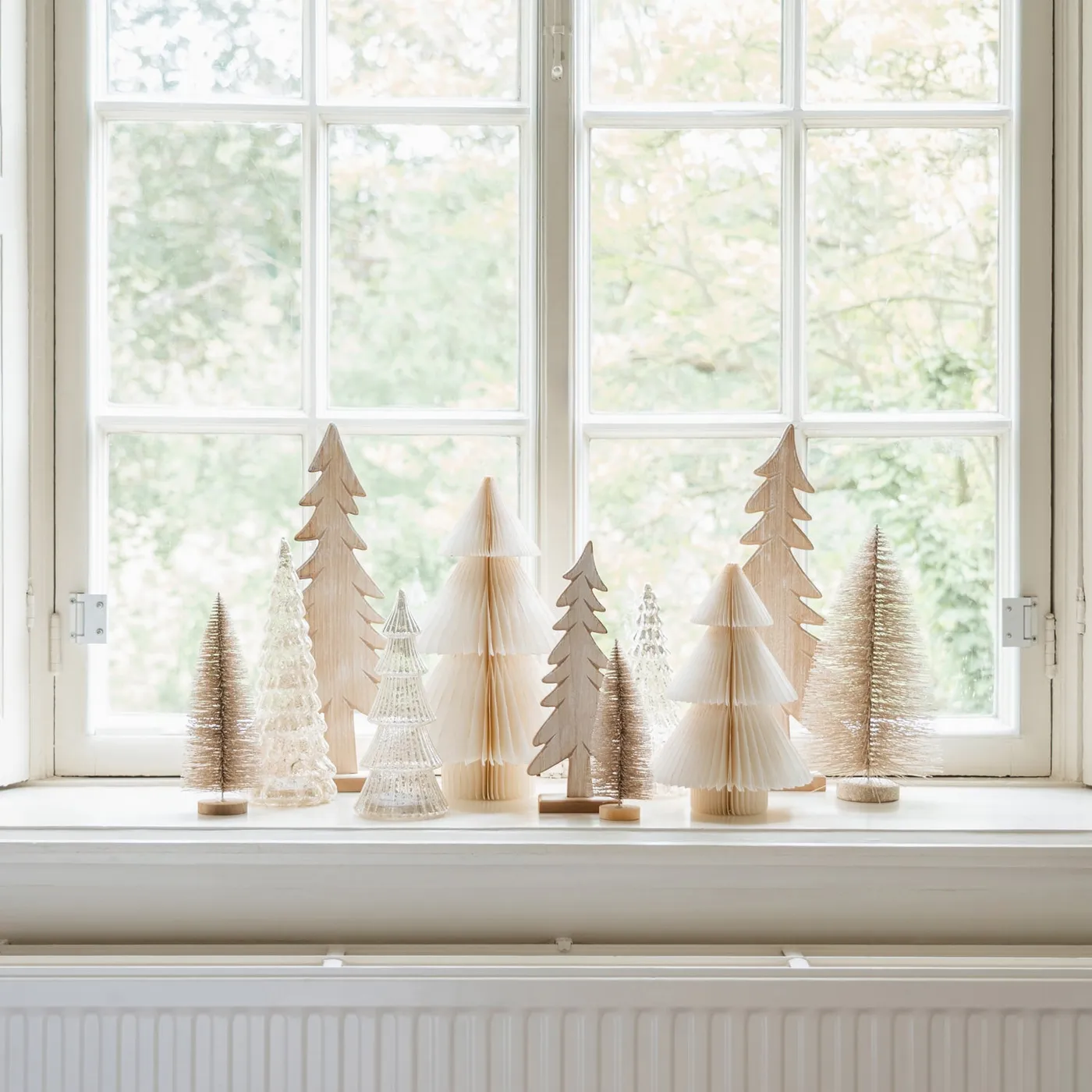 Sand-coloured Christmas trees set - LED, wood, glass, paper