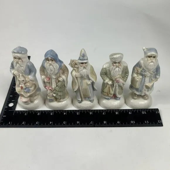 Santas Around the World Set Porcelain 5pc Russia Poland USA Finland 1990s Blue