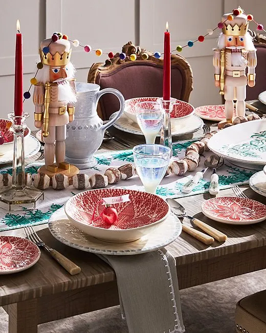 Set a Spirited Scene with these Holiday Table Ideas