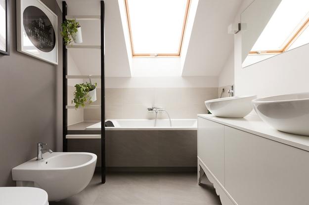 Small Bathroom Design, Ideas for Renovating Attic Spaces