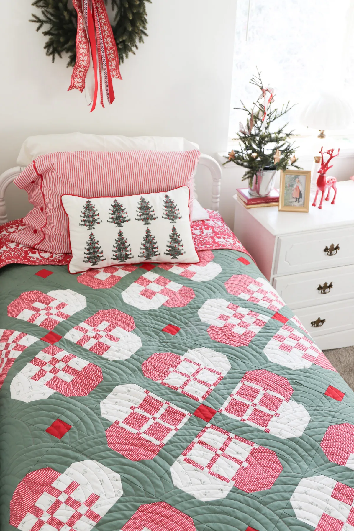 Some Special Scandi Love For a Special Scandinavian Friend - Diary of a  Quilter - a quilt blog
