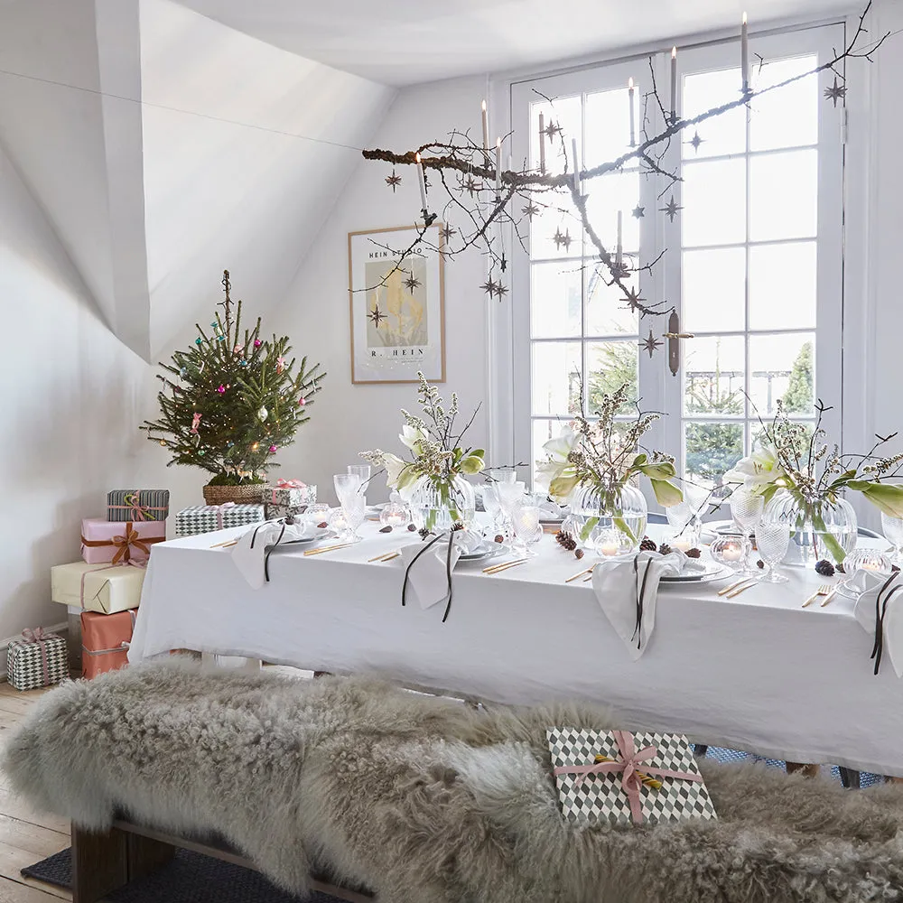 Style a nature-inspired Scandi Christmas tablescape