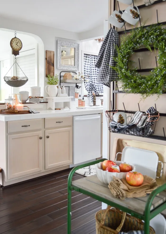 Style Showcase #62: After Christmas Inspiration - Town & Country Living