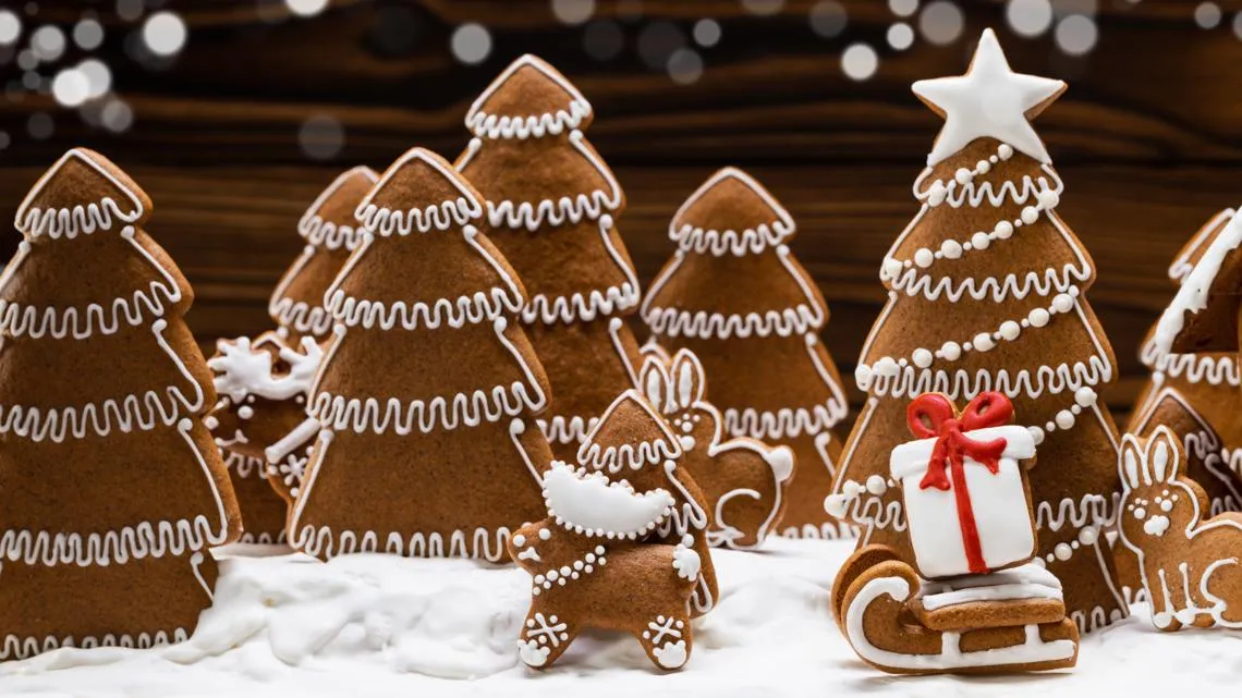 Sweet tradition: Massive gingerbread house rises in Colorado | 9news.com