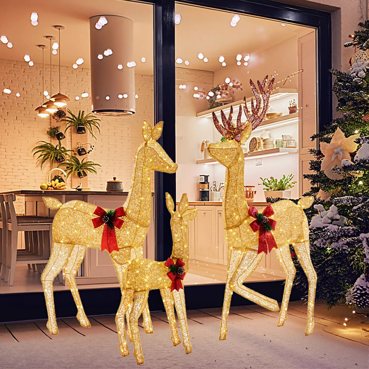 Sweetcrispy Illuminated Reindeer Trio - Outdoor Christmas Decor
