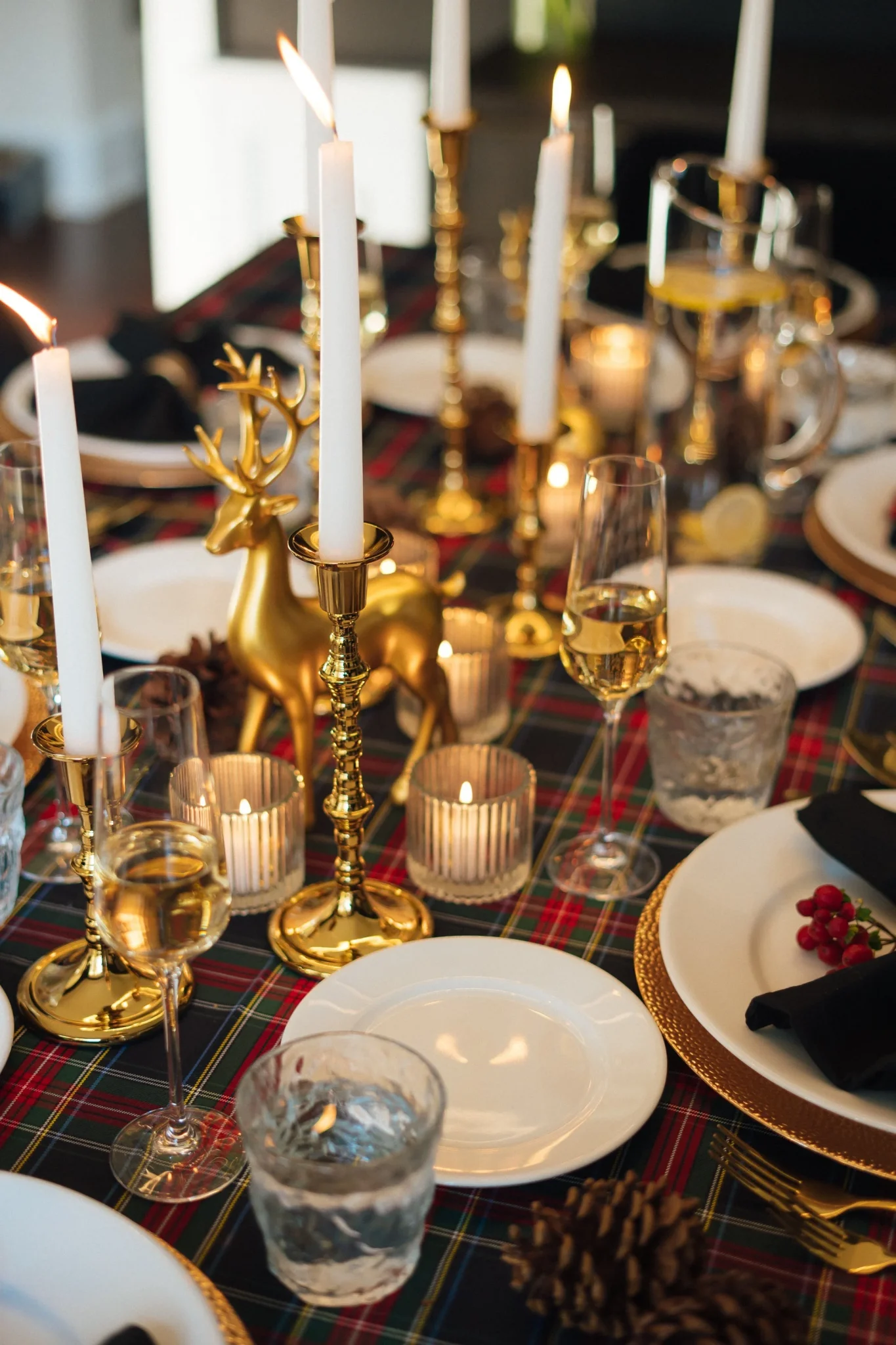 table setting idea — Caralyn Mirand — Caralyn Mirand