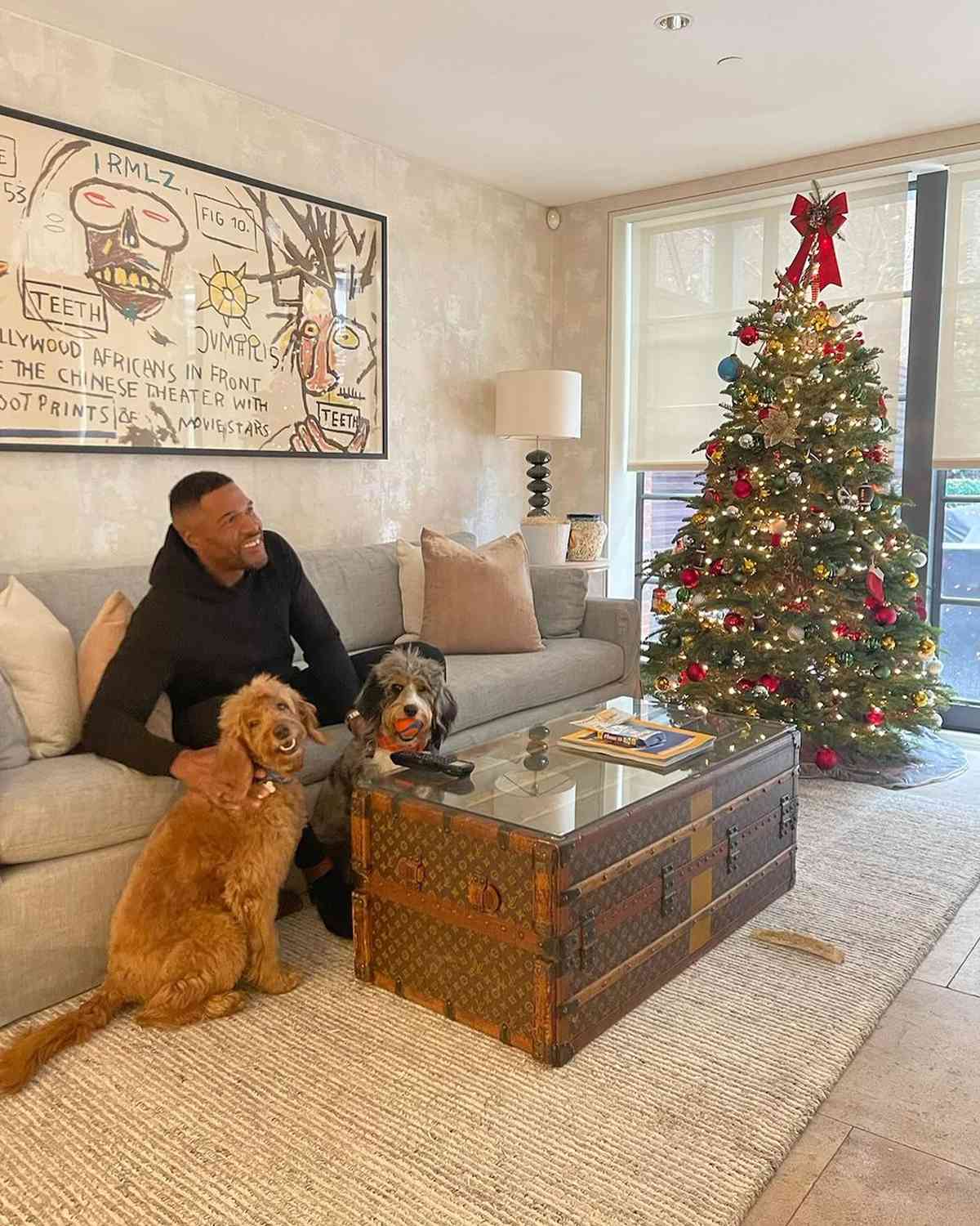 The Best Celebrity Christmas Decorations of 2023: Jennifer Aniston, JLo and More