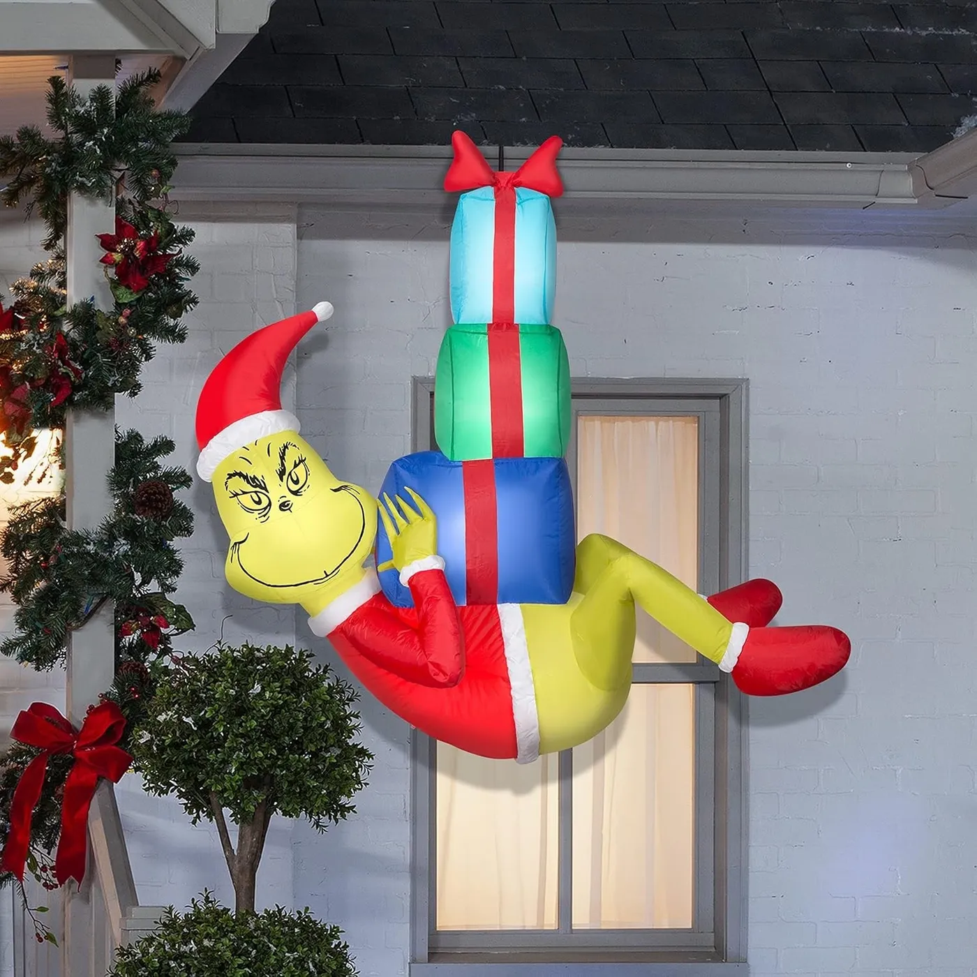The BEST DIY Grinch and Whoville Christmas Lawn Decorations Grinch Yard  Decoration