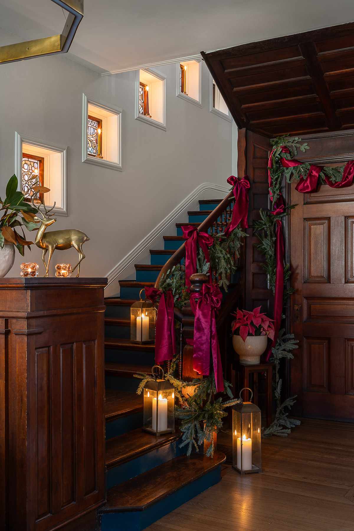 The Holiday Decor Color Palette You'll See Everywhere In 2024