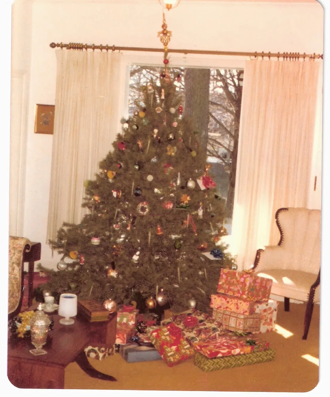 The Knack...And How To Get It: The Mid-Century Evolution of a Family  Christmas Tree....