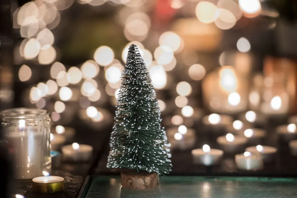 This Holiday Porch Decor Always Looks Tacky, Designers Warn
