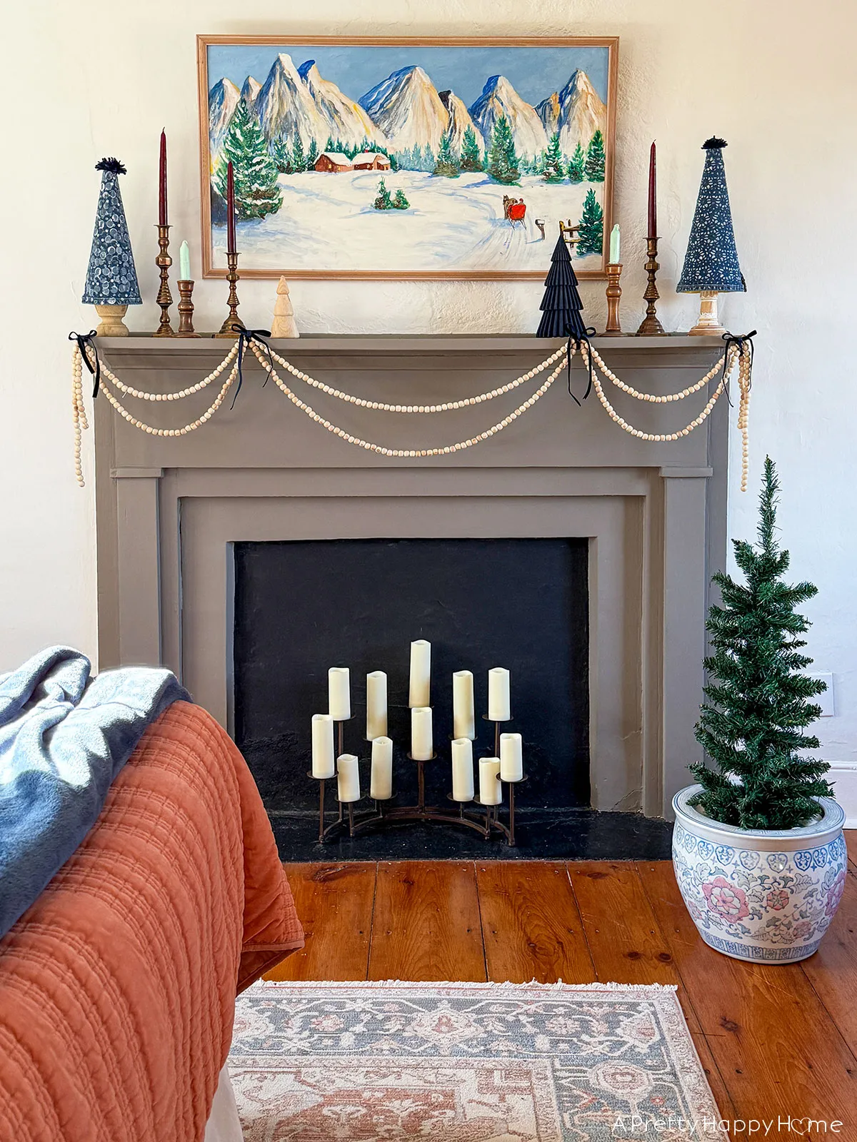 Three Christmas Fireplaces – A Pretty Happy Home